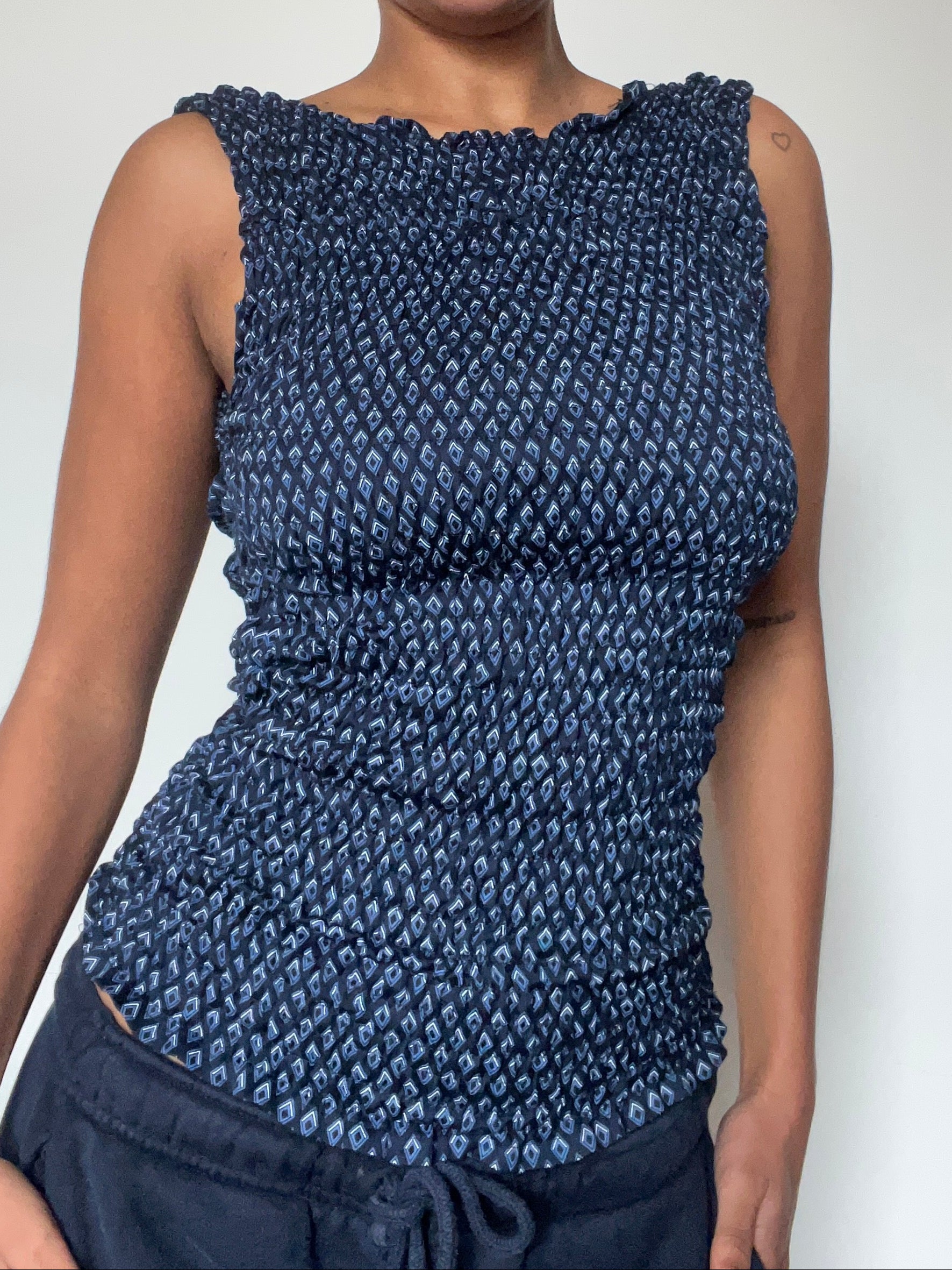 Upcycled 2-in-1 V-neck / Boatneck navy patterned top