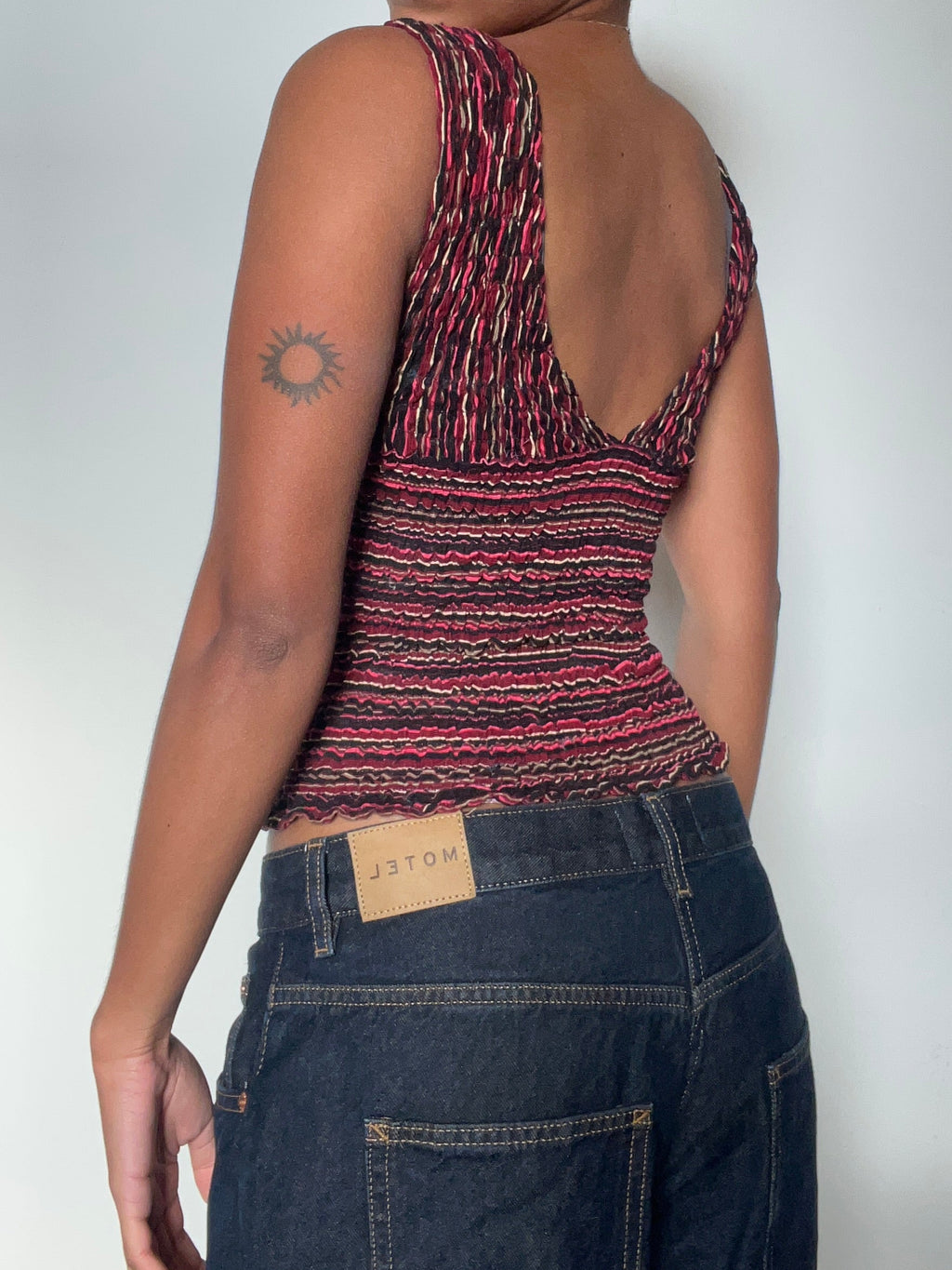 2-in-1 V-neck / Boatneck black pink striped top